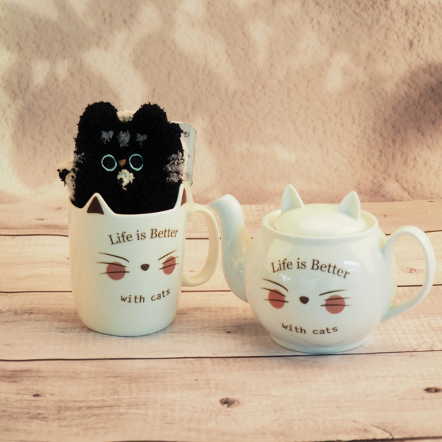 Meow Coffee Mug plus CAT Socks