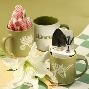 Santa's Christmas mug and keychain set