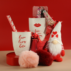 Heart mug and keychain set