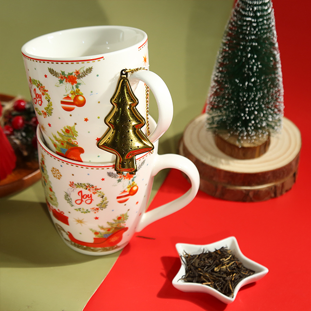 Christmas tree shaped Infuser Mug