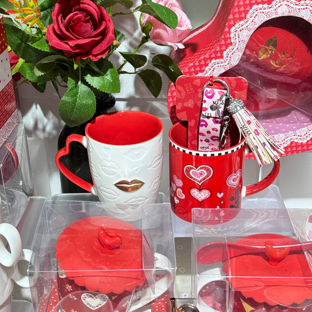 Heart mug and keychain set