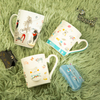 Tea mug with string holder