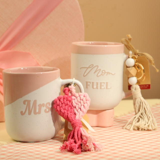 Mom FUEL MUG PLUS KEYCHAIN